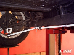 Zadní stabilizátor Ultra Racing na Hyundai Getz - 16mm