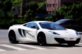 Kompletní výfukový systém s náhradami katalyzátorů Innotech (IPE) na McLaren MP4-12C (11-14)
