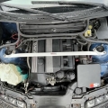 Rozpěrná tyč Ultra Racing BMW E46 3-Series 320i/323i/325i/328i/330i V6 (99-05) - přední horní